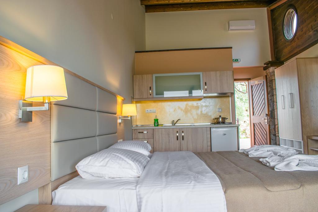 Kallisti Hotel Potos Zewnętrze zdjęcie