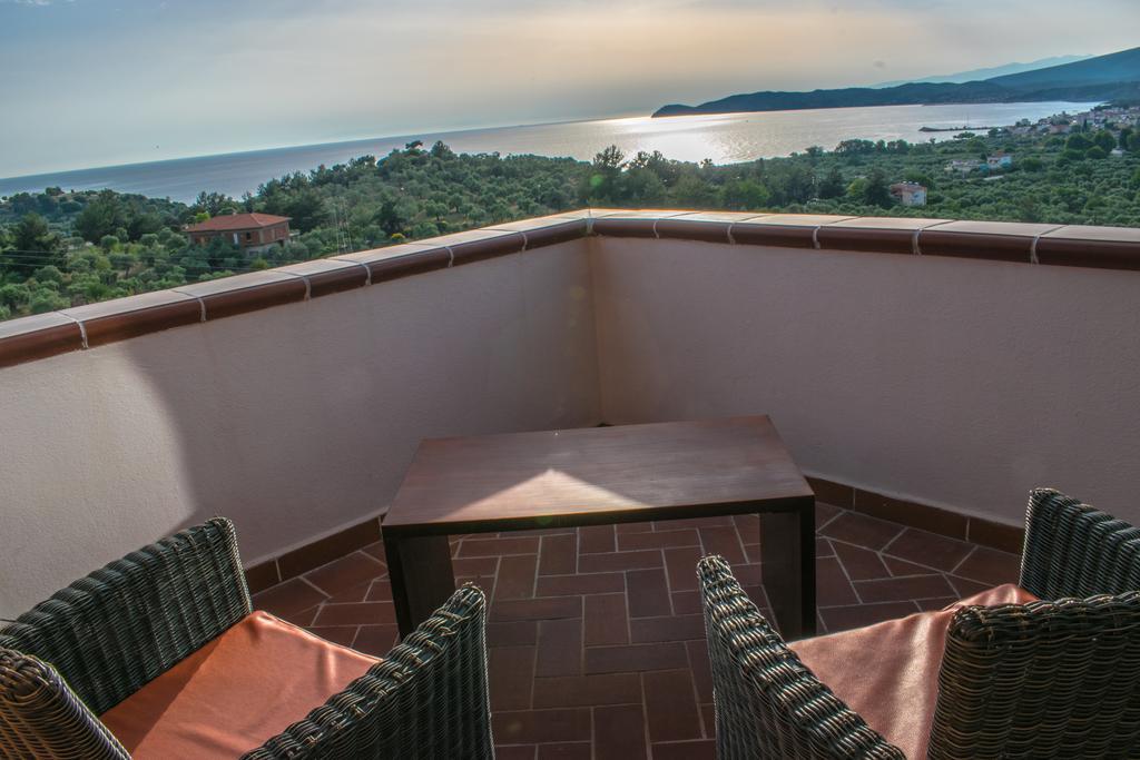 Kallisti Hotel Potos Zewnętrze zdjęcie